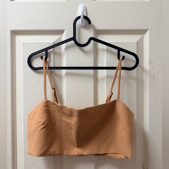 Abercrombie & Fitch Tops - 🧡 Abercrombie & Fitch Tan Smocked Crop Top